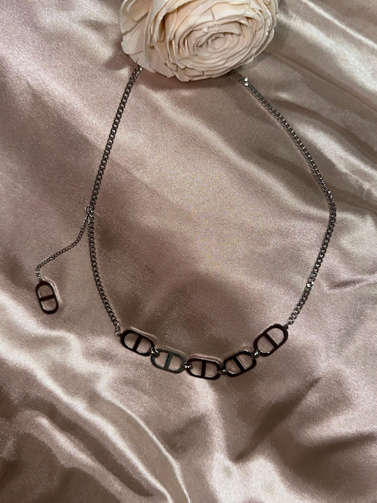 Modern Link Chain Necklace – Silver Stainless Steel