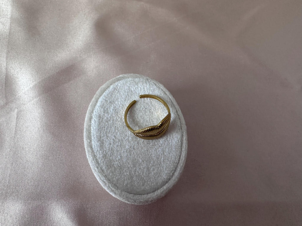 Gold Lip Ring | Sculpted Stainless Steel Adjustable Band
