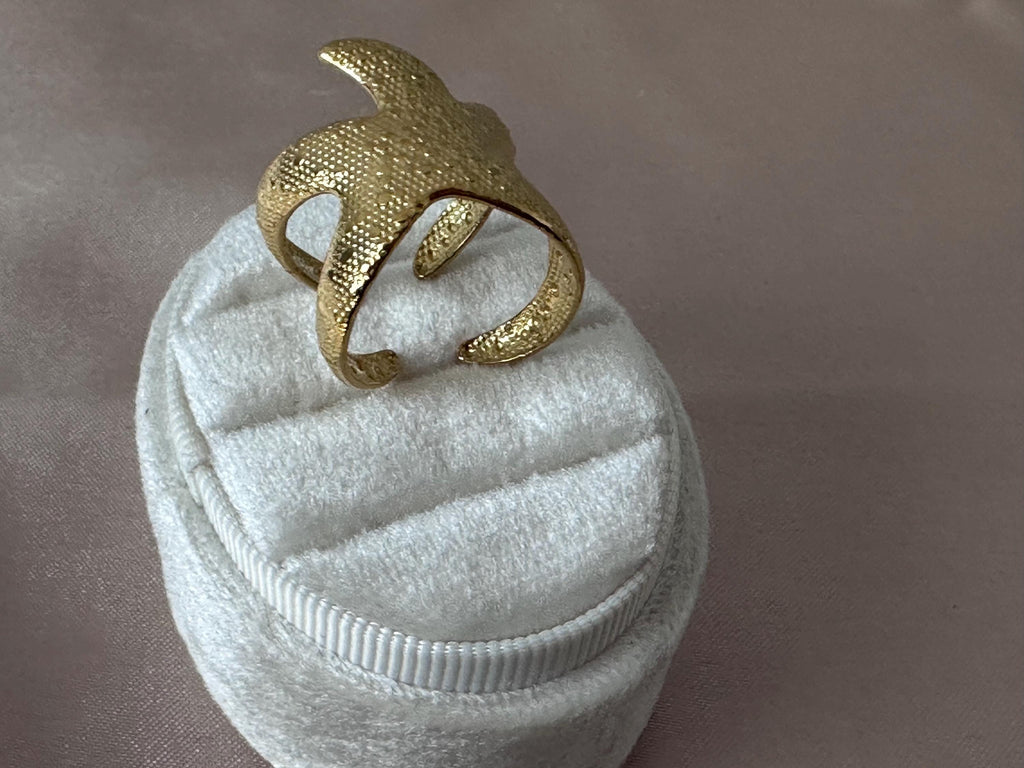 Gold Sculptural Adjustable Ring – Stainless Steel Tarnish Resistant Statement Jewelry, Bold Minimal Ring