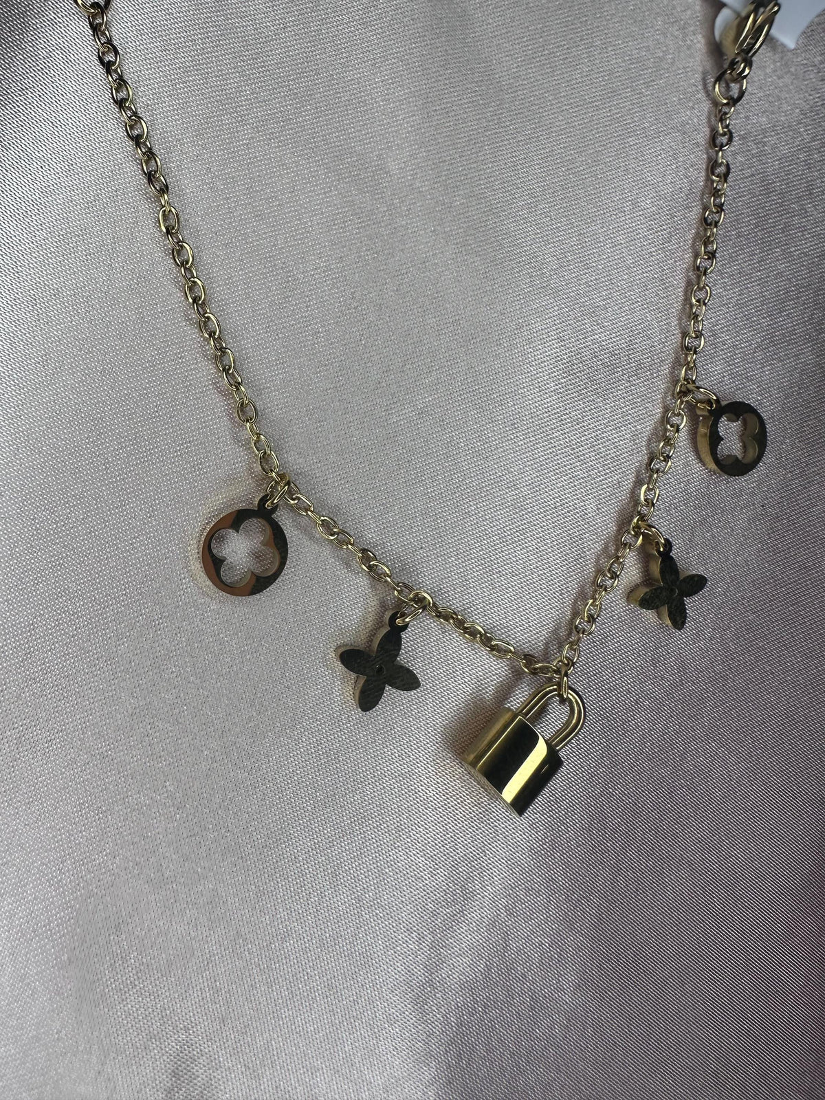 18K Gold Plated Lock Flower Charm Bracelet – Minimalist Dainty Layering Jewelry