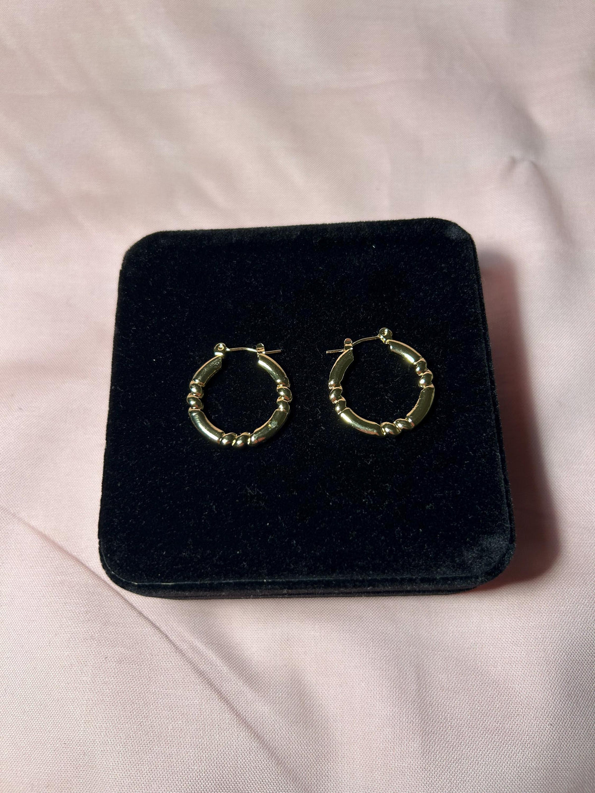 18K Gold Plated Beaded Hoop Earrings – Minimalist Stainless Steel Everyday Jewelry