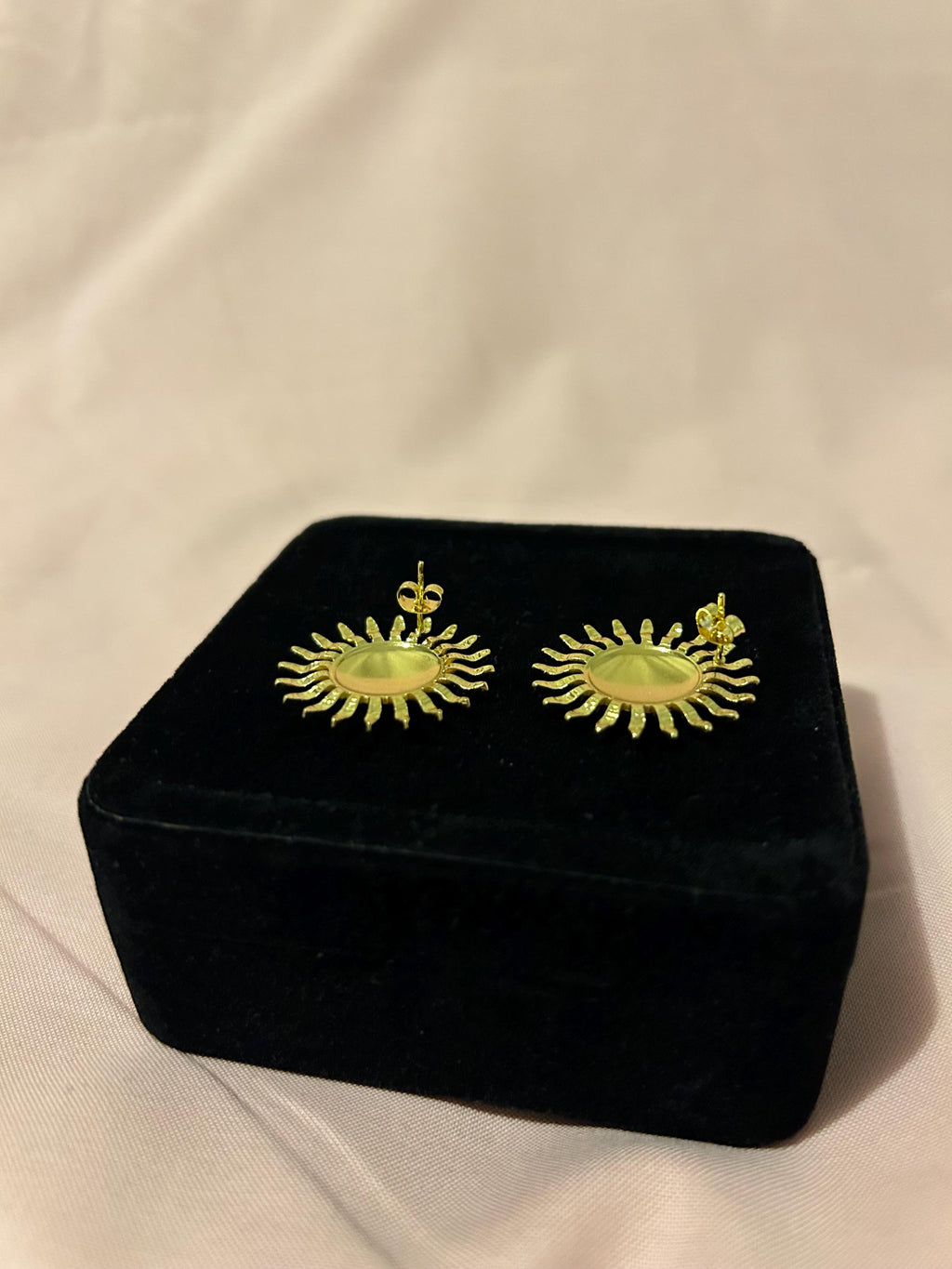 18K Gold Plated Sun Stud Earrings, Minimalist Celestial Jewelry, Lightweight Tarnish-Resistant Stainless Steel