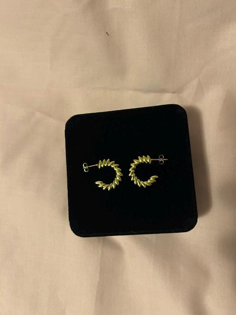 Textured 18K Gold Plated Hoop Earrings – Twisted Minimalist Statement Jewelry
