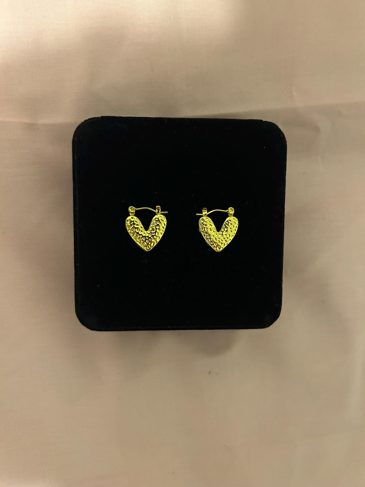 Textured Heart Hoop Earrings – 18K Gold Plated Stainless Steel Dainty Jewelry