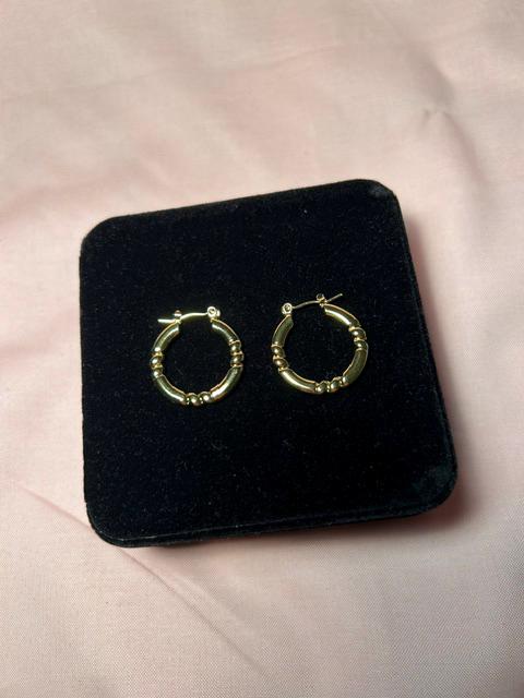 18K Gold Plated Beaded Hoop Earrings – Minimalist Stainless Steel Everyday Jewelry