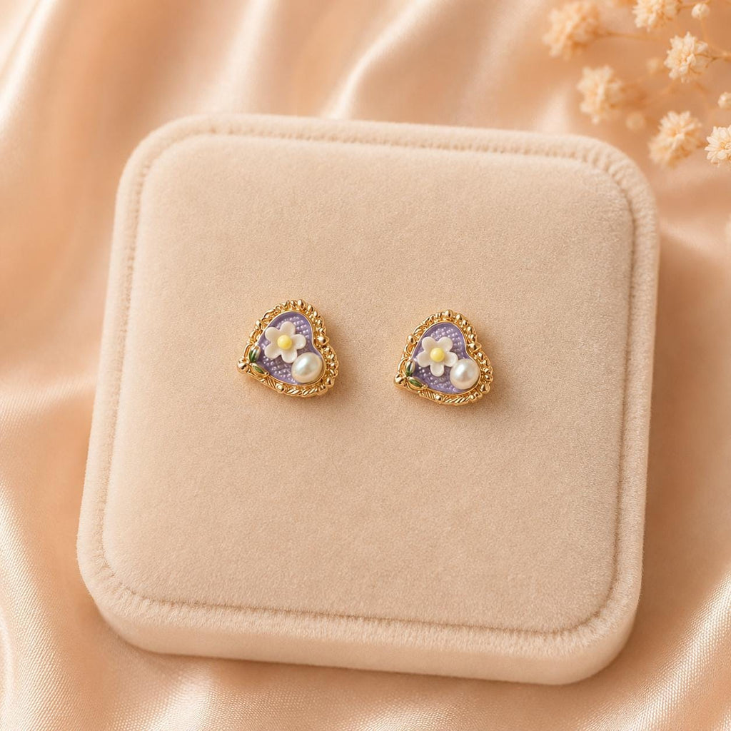 Textured Gold Heart Stud Earrings – 18K Gold Plated Stainless Steel Jewelry