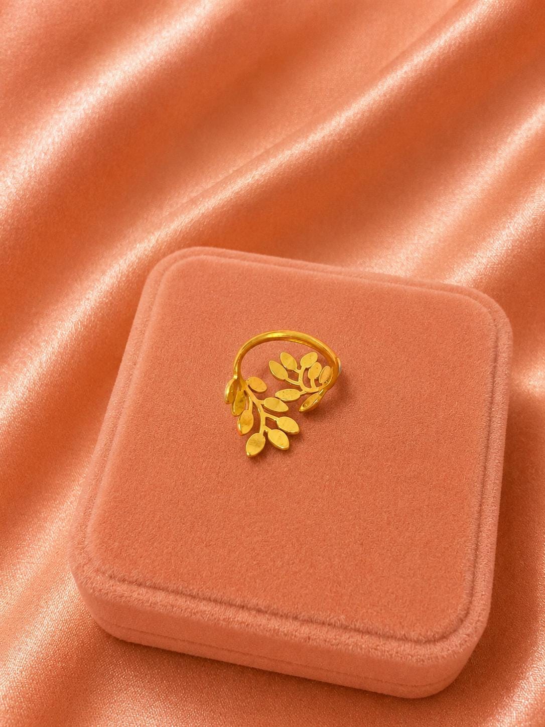 18K Gold Plated Leaf Ring, Adjustable Botanical Branch Jewelry, Nature-Inspired Statement Ring