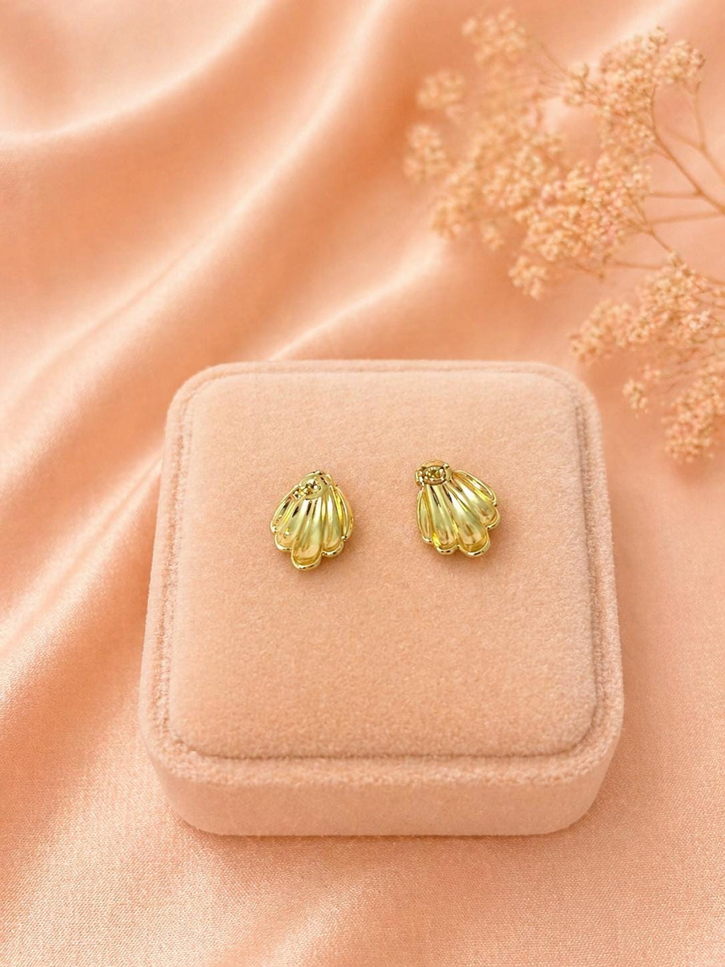 18K Gold Plated Shell Stud Earrings, Vintage Stainless Steel Minimalist Seashell Jewelry