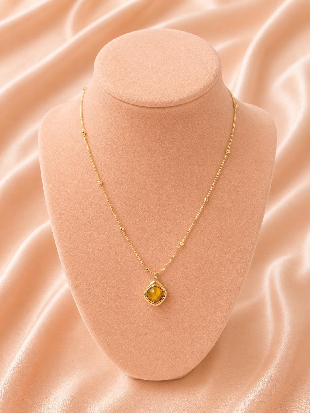 18K Gold Plated Green Stone Pendant Necklace | Dainty Beaded Chain, Minimalist Everyday Jewelry