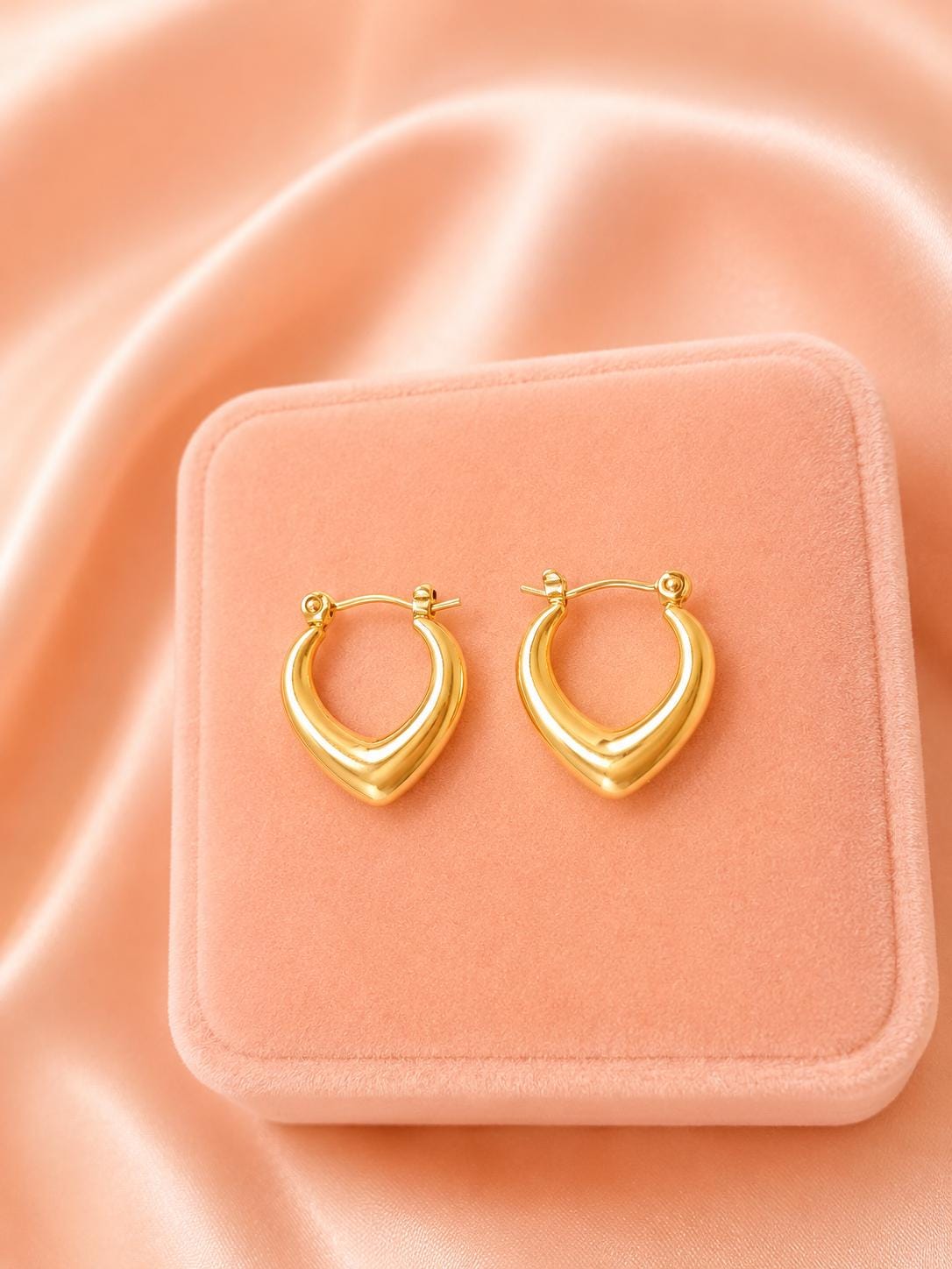 18K Gold Plated Teardrop Hoop Earrings, Sculpted Minimalist Statement Jewelry