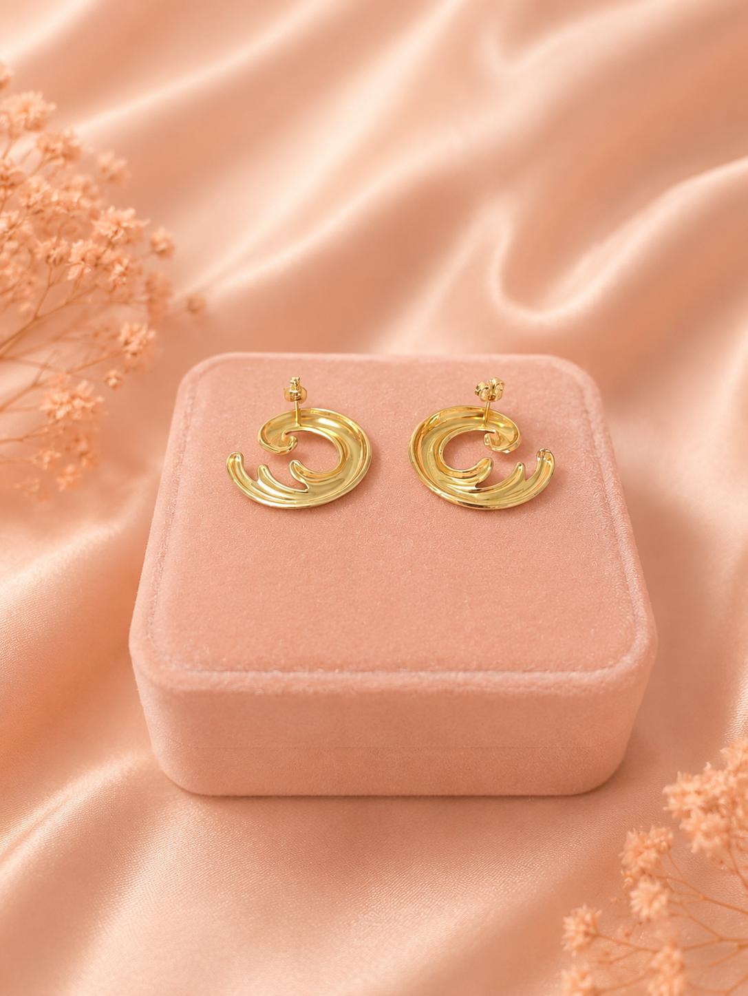 18K Gold Plated Wave Stud Earrings: Modern Abstract Minimalist Jewelry