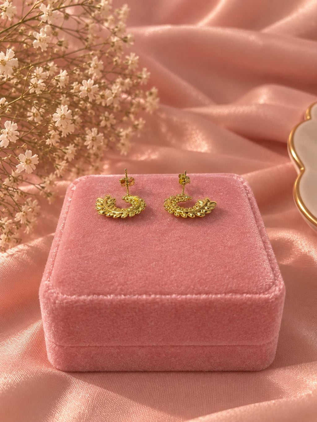 18K Gold Plated Laurel Leaf Stud Earrings, Botanical Vintage Jewelry