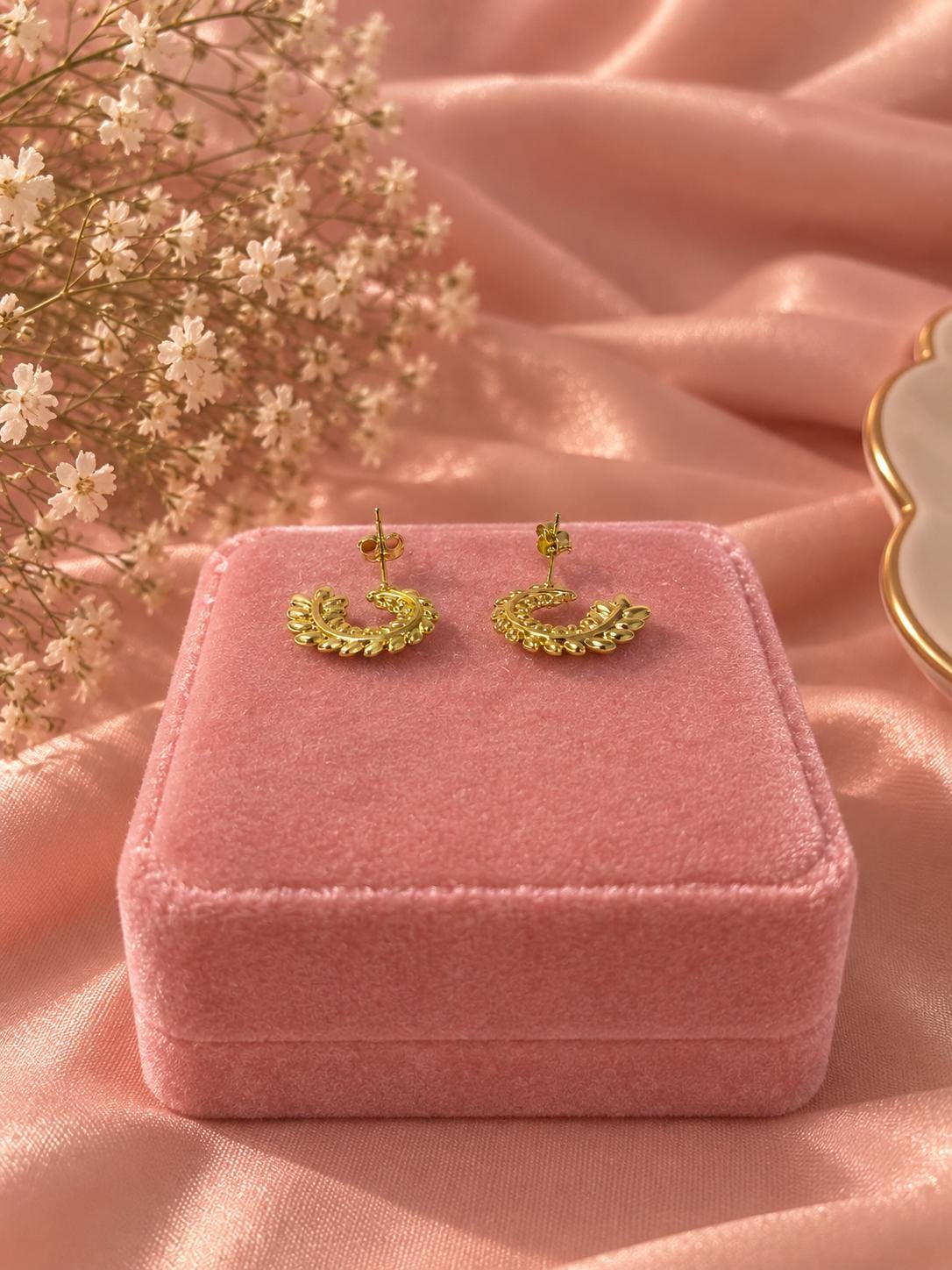 18K Gold Plated Laurel Leaf Stud Earrings, Botanical Vintage Jewelry